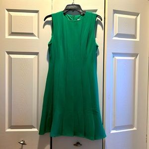 Julia Jordan Kelly Green Dress